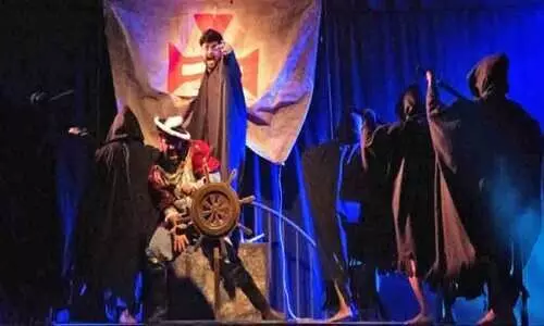 ഭ​ര​ത് മു​ര​ളി നാ​ട​കോ​ത്സ​വം; ‘കാ​പ്പി​രി​ക്ക​പ്പ​ൽ’ ശ്ര​ദ്ധേ​യ​മാ​യി