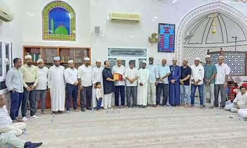 മാ​ന്നാ​ർ ഇ​സ്മ​യി​ൽ കു​ഞ്ഞി ഹാ​ജി​യെ ആ​ദ​രി​ച്ചു