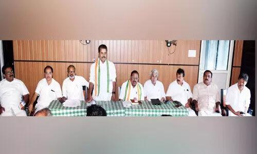 അടൂർ പ്രകാശിനു മുന്നിൽ യു.ഡി.എഫ് ഘടകകക്ഷികൾ ഏറ്റുമുട്ടി