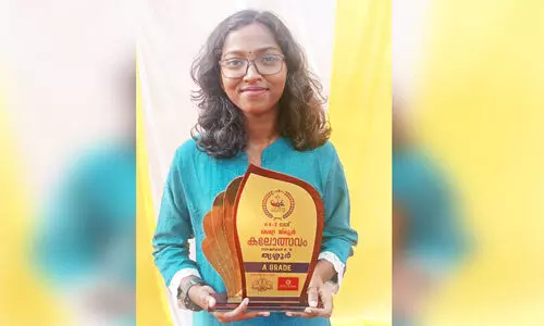 മാതാപിതാക്കളുടെ ശീക്ഷണം; മോണോ ആക്ടിൽ മൂന്നാം തവണയും പദ്മ