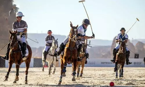 മണലാരണ്യത്തിൽ കുതിരക്കുളമ്പടി; അൽഉല ഡെസേർട്ട് പോളോയ്ക്ക് ആവേശകരമായ തുടക്കം