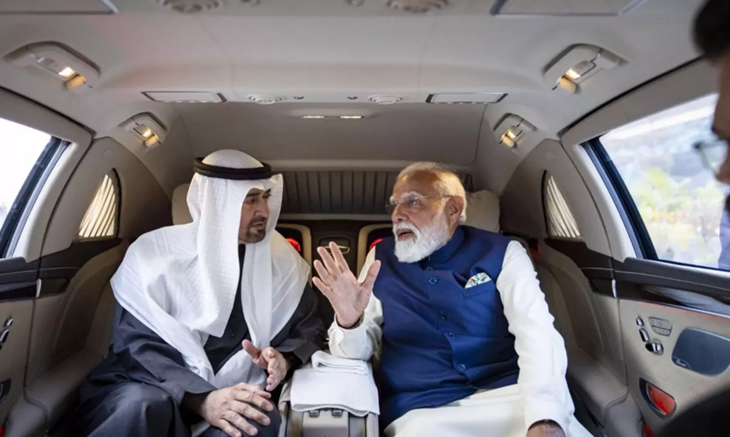 മൂന്ന് മണിക്കൂർ മാത്രം നീണ്ട സന്ദർശനം, നിർണായക കരാറുകളിൽ ഒപ്പിട്ട് ഇന്ത്യയും യു.എ.ഇയും