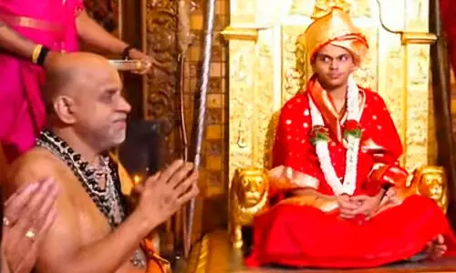 സ്വാമി വേദവർധന തീർഥ ഷിരൂർ മഠാധിപതിയായി