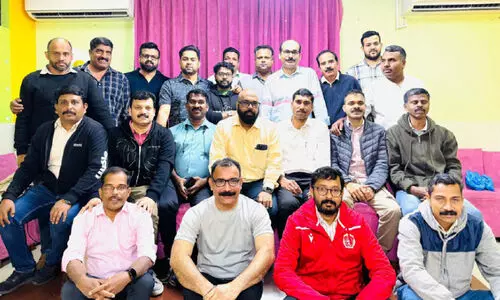 ബ​ഹ്‌​റൈ​ൻ അ​രൂ​ർ കൂ​ട്ടാ​യ്മ അ​ഡ്വ. മ​നോ​ജ് അ​രൂ​രി​ന് സ്വീ​ക​ര​ണം ന​ൽ​കി