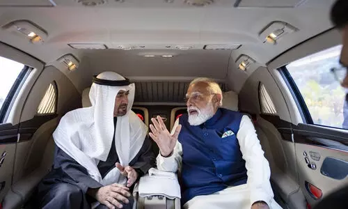 മൂന്ന് മണിക്കൂർ മാത്രം നീണ്ട സന്ദർശനം, നിർണായക കരാറുകളിൽ ഒപ്പിട്ട് ഇന്ത്യയും യു.എ.ഇയും