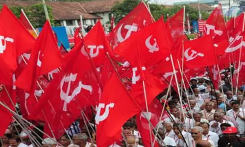 കാസർകോട് ലീഗിനെയും ബി.ജെ.പിയെയും ഇടതുപക്ഷം ഉപയോഗിച്ചു