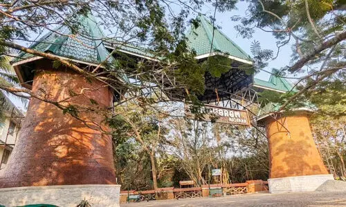 സരോവരം ബയോപാർക്ക്‌ സുന്ദരിയാകുന്നു