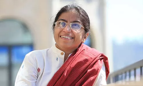 ശ്വാസകോശ അർബുദം തിരിച്ചെത്തി, നാലാം ഘട്ടം പിന്നിട്ട് നെഞ്ചിലേക്ക് വ്യാപിച്ചു... -കുറിപ്പുമായി സുനിത കൃഷ്ണൻ