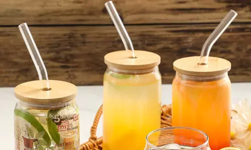 കാണാൻ ഭംഗിയുള്ള ഗ്ലാസ് സ്‌ട്രോകൾ വില്ലനാകുന്നത് എപ്പോൾ? ഉള്ളിലേക്ക് ചെന്നാൽ സർജറി വരെ വേണ്ടിവന്നേക്കാം!