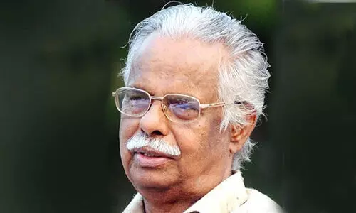 പെരുന്നയിലെയും കണിച്ചുകുളങ്ങരയി​ലെയും ഗുരുദേവന്മാർ ചെയ്യുന്നത് എന്തെന്ന് എല്ലാവർക്കും അറിയാം -ടി. പത്മനാഭൻ