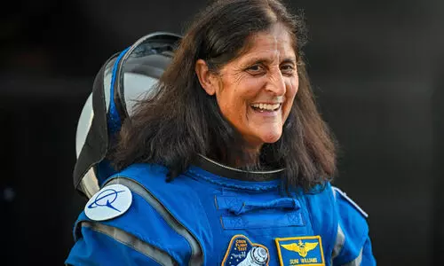 27വർഷത്തെ സേവനം, 608 ദിവസത്തെ ബഹിരാകാശ വാസം; നാസയിൽ നിന്നും വിരമിച്ച് സുനിത വില്യംസ്