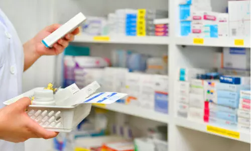 ചട്ടങ്ങൾ ലംഘിച്ച നാല് സ്വകാര്യ ഫാർമസികളുടെ ലൈസൻസ് റദ്ദാക്കി