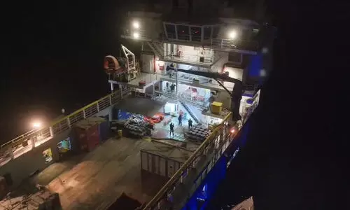 18 പേ​ർ പി​ടി​യി​ൽ; ഡീ​സ​ൽ ക​ള്ള​ക്ക​ട​ത്തും വി​ൽ​പ്പ​ന​യും; ക​പ്പ​ൽ പി​ടി​ച്ചെ​ടു​ത്തു