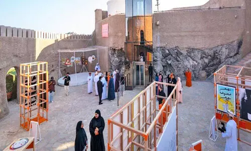 അൽ മിറാനി, മത്ര കോട്ടകളിൽ ‘അലാമത്’ പ്രദർശനത്തിന് തുടക്കമായി