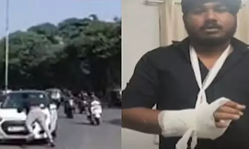 ബോണറ്റിൽ ടാക്സി ഡ്രൈവറുമായി യുവതി കാർ ഓടിച്ചത് രണ്ട് കിലോമീറ്റർ; സംഭവം ബൈക്കിടിച്ചത് ചോദ്യം ചെയ്തതിന് പിന്നാലെ