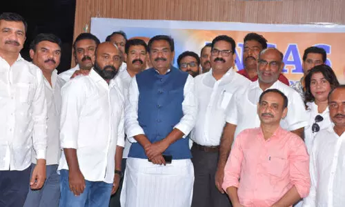 ആ​ന്റോ ആ​ന്റ​ണി​ക്ക്‌ ഇ​ൻ​കാ​സ്‌ സ​ലാ​ല​യി​ൽ സ്വീ​ക​ര​ണം ന​ൽ​കി