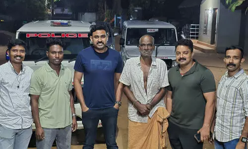 ക്ഷേത്ര വളപ്പിൽ വളർത്തു നായയുമായെത്തി ഭീകരാന്തരീക്ഷം സൃഷ്ടിച്ചു; പ്രതിയെ തെങ്കാശിയിൽനിന്ന് സാഹസികമായി പിടികൂടി