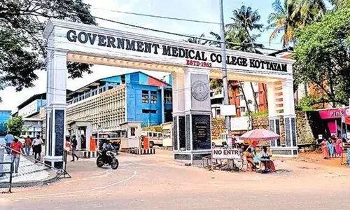 മെഡിക്കൽ കോളജ് ഡോക്ടർമാർ ഇന്നുമുതൽ അനിശ്ചിതകാല സമരത്തിലേക്ക് മെഡിക്കൽ കോളജ് ഡോക്ടർമാർ ഇന്നുമുതൽ അനിശ്ചിതകാല സമരത്തിലേക്ക്