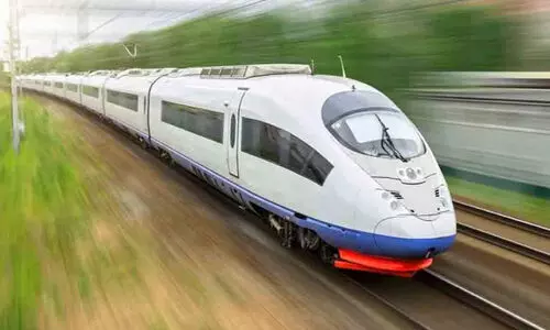 കേരളത്തിൽ അതിവേഗ റെയിൽപാത, വേഗം മണിക്കൂറിൽ 200 കി.മീ; പൊന്നാനിയിൽ ഓഫിസ് തുടങ്ങി ഡി.എം.ആർ.സി