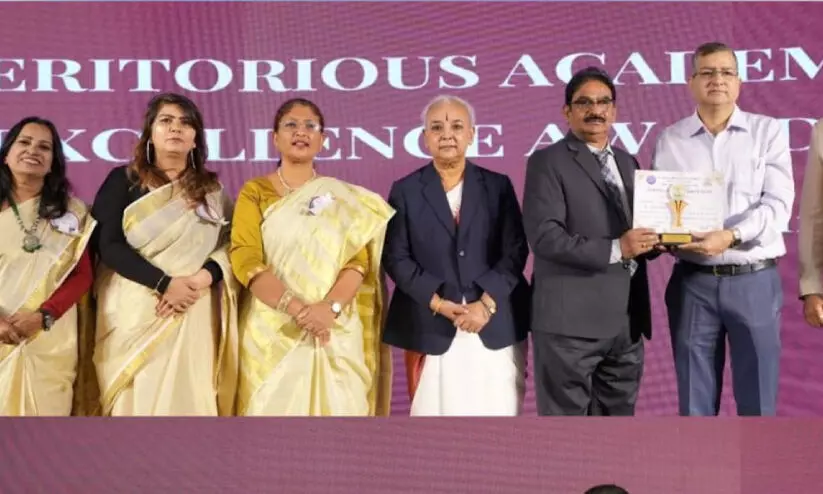 ഇന്ത്യൻ സ്കൂളിന് ഏഴ് സി.ബി.എസ്.ഇ ഗൾഫ് സഹോദയ അവാർഡുകൾ ഇന്ത്യൻ സ്കൂളിന് ഏഴ് സി.ബി.എസ്.ഇ ഗൾഫ് സഹോദയ അവാർഡുകൾ