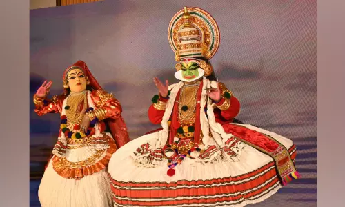 വേ​ന​ല​വ​ധി: സ​ഞ്ചാ​രി​ക​ളെ ക്ഷ​ണി​ച്ച് കേ​ര​ള ടൂ​റി​സം വ​കു​പ്പ്