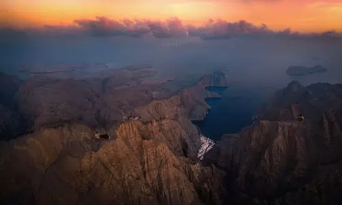 ആ​ഴ​ക്ക​ട​ലി​ന്റെ സൗ​ന്ദ​ര്യം സ​ന്ദ​ർ​ശ​ക​ർ​ക്ക് പ​ക​ർ​ന്ന് മു​സ​ന്ദം