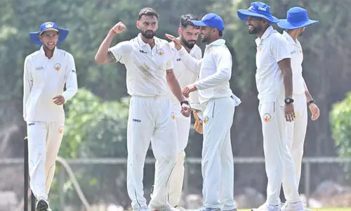 രഞ്ജിയിൽ കേരളം പൊരുതുന്നു; ഒന്നാം ഇന്നിങ്സിൽ ചണ്ഡിഗഢിന് കൂറ്റൻ ലീഡ്, ആസാദിനും വോറക്കും സെഞ്ച്വറി