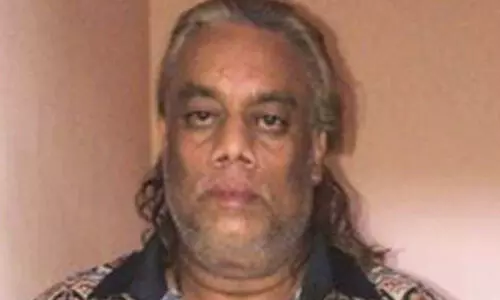 ബോളിവുഡ് കോറിയോഗ്രാഫറെ ഭീഷണിപ്പെടുത്തി 50 ലക്ഷം തട്ടാൻ ശ്രമിച്ച കേസിൽ രവി പൂജാരി കസ്റ്റഡിയിൽ ബോളിവുഡ് കോറിയോഗ്രാഫറെ ഭീഷണിപ്പെടുത്തി 50 ലക്ഷം തട്ടാൻ ശ്രമിച്ച കേസിൽ രവി പൂജാരി കസ്റ്റഡിയിൽ