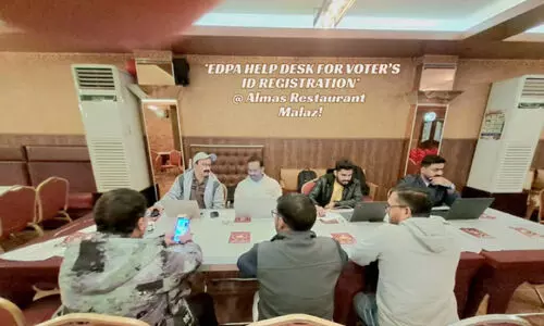 വോ​ട്ട​ർ പ​ട്ടി​ക പു​തു​ക്ക​ൽ: ക്യാ​മ്പ് സം​ഘ​ടി​പ്പി​ച്ച്​ എ​റ​ണാ​കു​ളം അ​സോ​സി​യേ​ഷ​ൻ