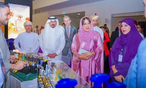 സുഗന്ധം പരത്തി ഒമാൻ പെർഫ്യൂം പ്രദർശനത്തിന് തുടക്കമായി