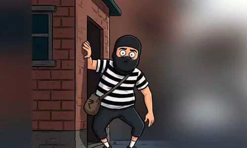 മുനിസിപ്പൽ കോംപ്ലക്സിൽ കവർച്ച; കേസെടുത്തു മുനിസിപ്പൽ കോംപ്ലക്സിൽ കവർച്ച; കേസെടുത്തു