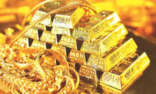 സ്വർണവില വീണ്ടും ഉയർച്ചയിൽ; നിക്ഷേപകർക്ക് ആത്മവിശ്വാസമേറി സ്വർണവില വീണ്ടും ഉയർച്ചയിൽ; നിക്ഷേപകർക്ക് ആത്മവിശ്വാസമേറി