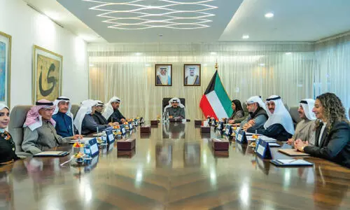 അ​വ​ലോ​ക​നം ചെ​യ്ത് മ​ന്ത്രി​ത​ല സ​മി​തി ; വി​ക​സ​ന പ​ദ്ധ​തി​ക​ൾ സ​മ​യ​ബ​ന്ധി​ത​മാ​യി പൂ​ർ​ത്തി​യാ​ക്കും