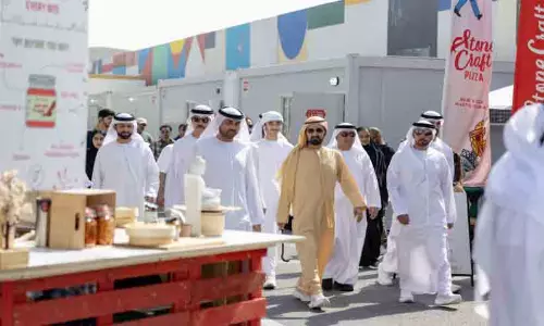 ഖൂസ് ആർട്സ് ഫെസ്റ്റ് സന്ദർശിച്ച് ശൈഖ് മുഹമ്മദ് ഖൂസ് ആർട്സ് ഫെസ്റ്റ് സന്ദർശിച്ച് ശൈഖ് മുഹമ്മദ്