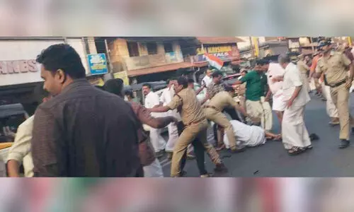 വി. കുഞ്ഞികൃഷ്ണന്റെ വെളിപ്പെടുത്തൽ;  സംഘർഷ ഭൂമിയായി പയ്യന്നൂർ