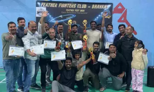 ബാ​ഡ്മി​ന്റ​ൺ ടൂ​ർ​ണ​മെ​ന്റ് സം​ഘ​ടി​പ്പി​ച്ചു