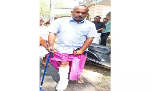 ഒറ്റയാനെക്കണ്ട് ഭയന്നോടിയ ഗൃഹനാഥന് വീണ്​ ​പരിക്ക്​