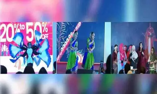 പാട്ടിൻ താളത്തിൽ വൈബായി സലാല പാട്ടിൻ താളത്തിൽ വൈബായി സലാല