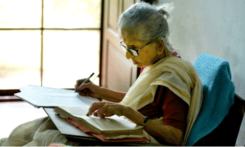 ലീലാവതി ടീച്ചറുടെ   ജീവചരിത്ര രചനകൾ