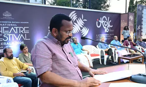 കലാകാരന്മാര്‍ ഭരണകൂട ഭീകരതയുടെ ഇരകളായി മാറുന്നു -മന്ത്രി കെ.രാജന്‍