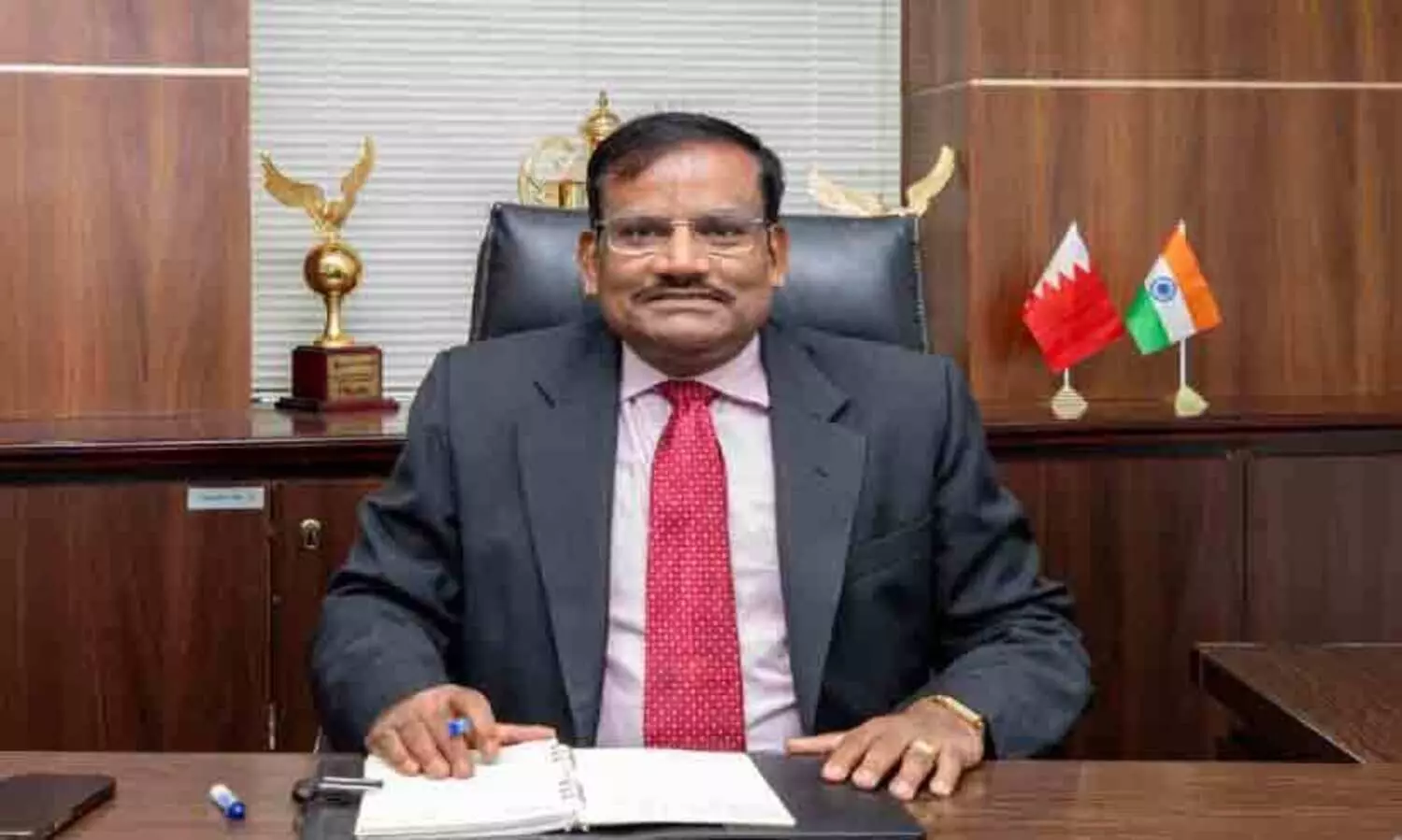 പ്ര​വാ​സി​ക​ൾ​ക്ക് സാ​മ്പ​ത്തി​ക സു​ര​ക്ഷ​യും നി​ക്ഷേ​പ വ​ള​ർ​ച്ച​യും