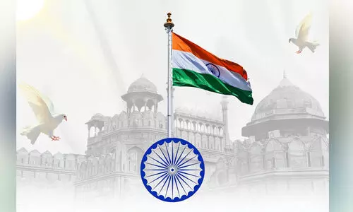 77ാമ​ത് റി​പ്പ​ബ്ലി​ക്​ ദി​നം ആ​ഘോ​ഷി​ച്ചു