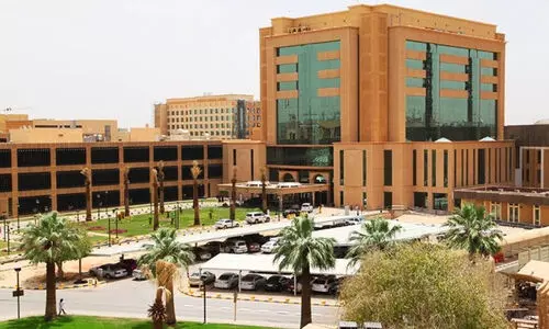 ലോകത്തിന് മാതൃകയായി സൗദി; പൂർണമായും റോബോട്ടിക് സംവിധാനത്തിലൂടെ കരൾ മാറ്റിവെക്കൽ ശസ്ത്രക്രിയ വിജയം