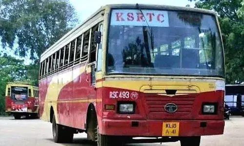 വനിതാ കണ്ടക്ടർമാർക്ക് രണ്ട് ദിവസം ആർത്തവ അവധി പ്രായോഗികമല്ലന്ന് കെ.എസ്.ആർ.ടി.സി വനിതാ കണ്ടക്ടർമാർക്ക് രണ്ട് ദിവസം ആർത്തവ അവധി പ്രായോഗികമല്ലന്ന് കെ.എസ്.ആർ.ടി.സി