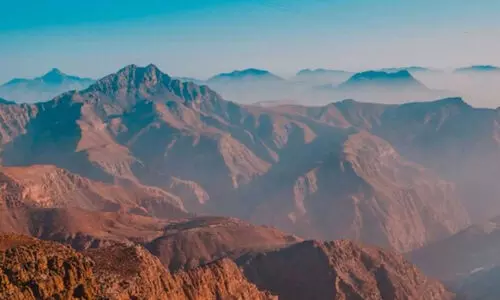 ജബല്‍ ജെയ്സ് തുറക്കുന്നു