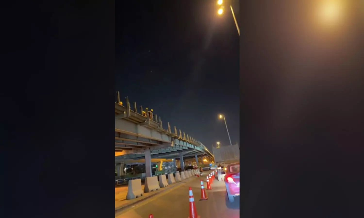 ഒരു ചരിത്രസ്മാരകത്തിന് വിട: 30 വർഷം പഴക്കമുള്ള റിയാദിലെ തുമാമ പാലം പൊളിച്ചുനീക്കുന്നു