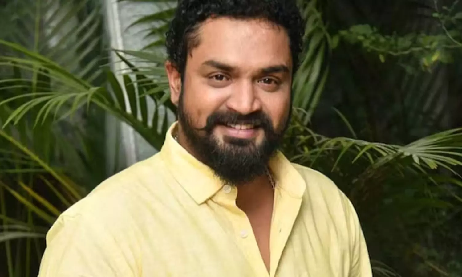 മദ്യപിച്ച് ലക്കുകെട്ട നടൻ ട്രാഫിക് സിഗ്നലിൽ വാഹനങ്ങളിലേക്ക് എസ്.യു.വി ഇടിച്ചുകയറ്റി