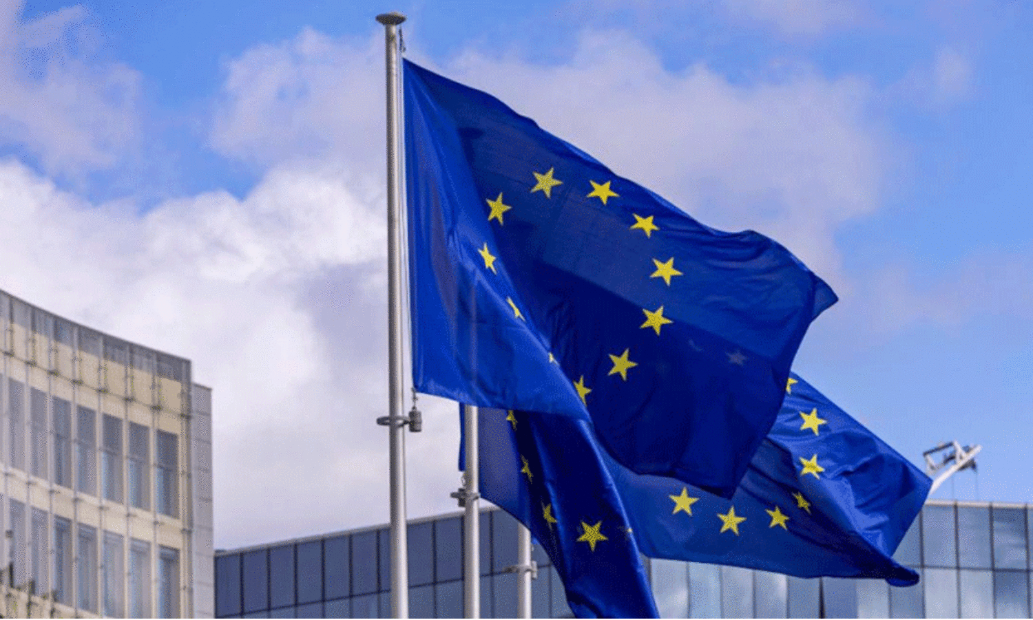 15 ഇറാൻ ഉദ്യോഗസ്ഥർക്ക് യൂറോപ്യൻ യൂനിയൻ ഉപരോധം; യു.എസ് അടിച്ചാൽ തിരിച്ചടിക്കുമെന്ന് ഇറാൻ