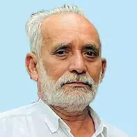 അ​ഷ​റ​ഫ്