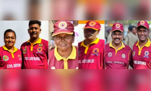 പരേഡിലും മെഡിക്കൽ ടീമിലും സിവിൽ ഡിഫൻസ് ദമ്പതികൾ ശ്രദ്ധേയമായി പരേഡിലും മെഡിക്കൽ ടീമിലും സിവിൽ ഡിഫൻസ് ദമ്പതികൾ ശ്രദ്ധേയമായി